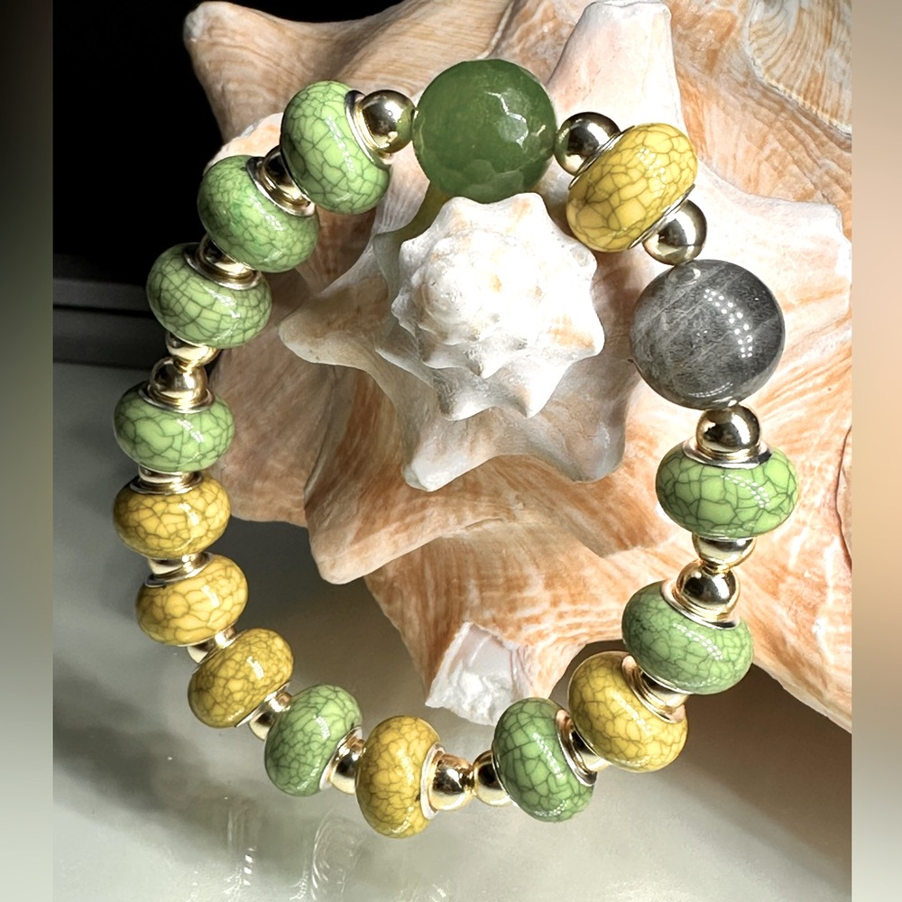 RARE TAIWAN JADE + LABRADORITE NATURAL STONES BRACELET size 7”